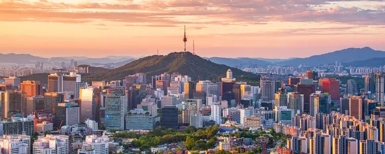 Visions of Japan with Hiroshima, Osaka & Seoul