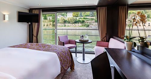 PANORAMA SUITE (CAT. A, B, P) - 200 SQ. FT.