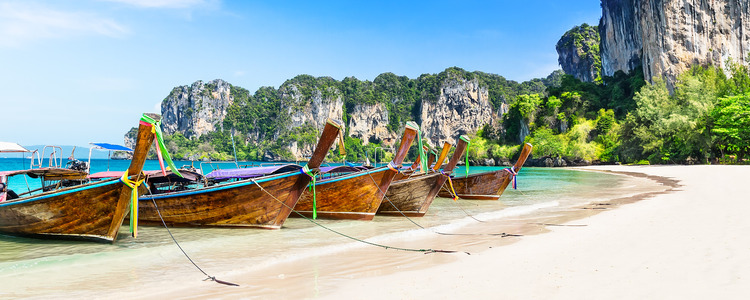 Enchanting Thailand with Singapore & Phuket