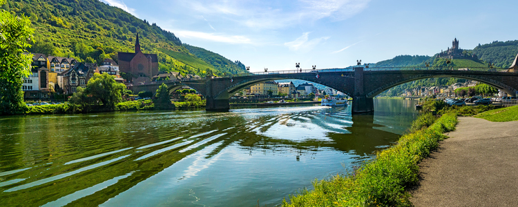 The Rhine & Moselle: Canals, Vineyards and Castles