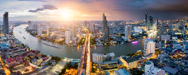 Fascinating Vietnam, Cambodia
  & the Mekong River with Bangkok (Southbound)