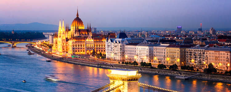 Festive Season on the Blue Danube Discovery with 2 Nights in Budapest
