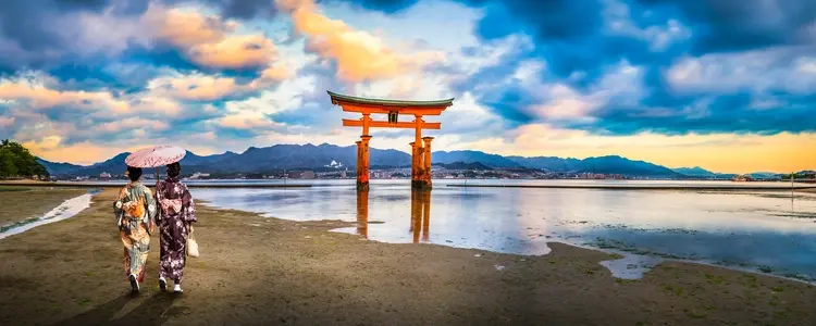 Visions of Japan with Hiroshima & Seoul