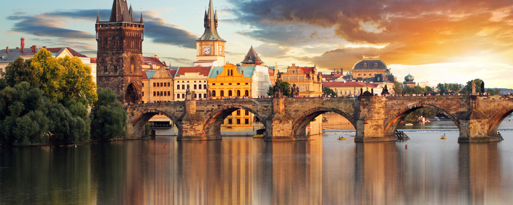Active & Discovery on the Danube with 1 Night in Budapest & 2 Nights in Prague (Westbound)