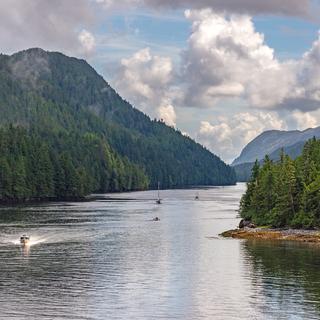 Jasper National Park Tours Alaska Cruise with Cosmos