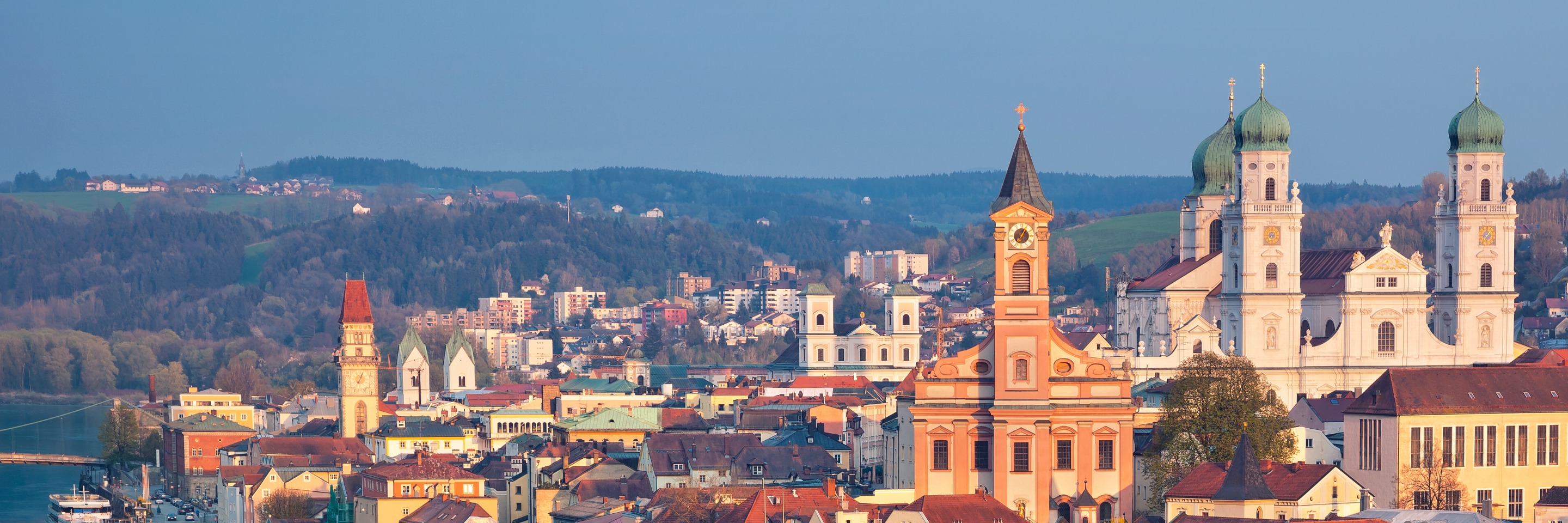 Danube Dreams with 2 Nights in Prague with Jewish Heritage (Westbound)