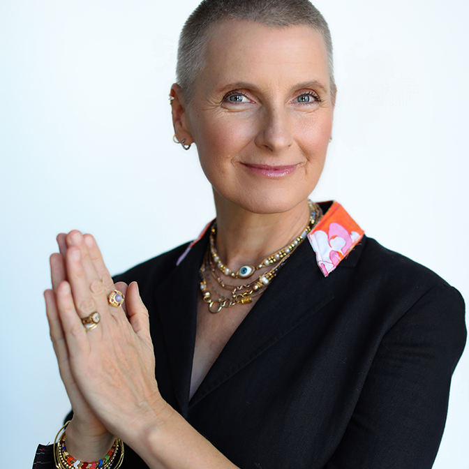Avalon Storyteller Elizabeth Gilbert Bio Image 2