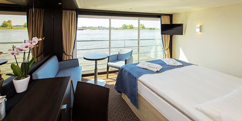 PANORAMA SUITE (CAT. A, B, P) - 200 SQ. FT.