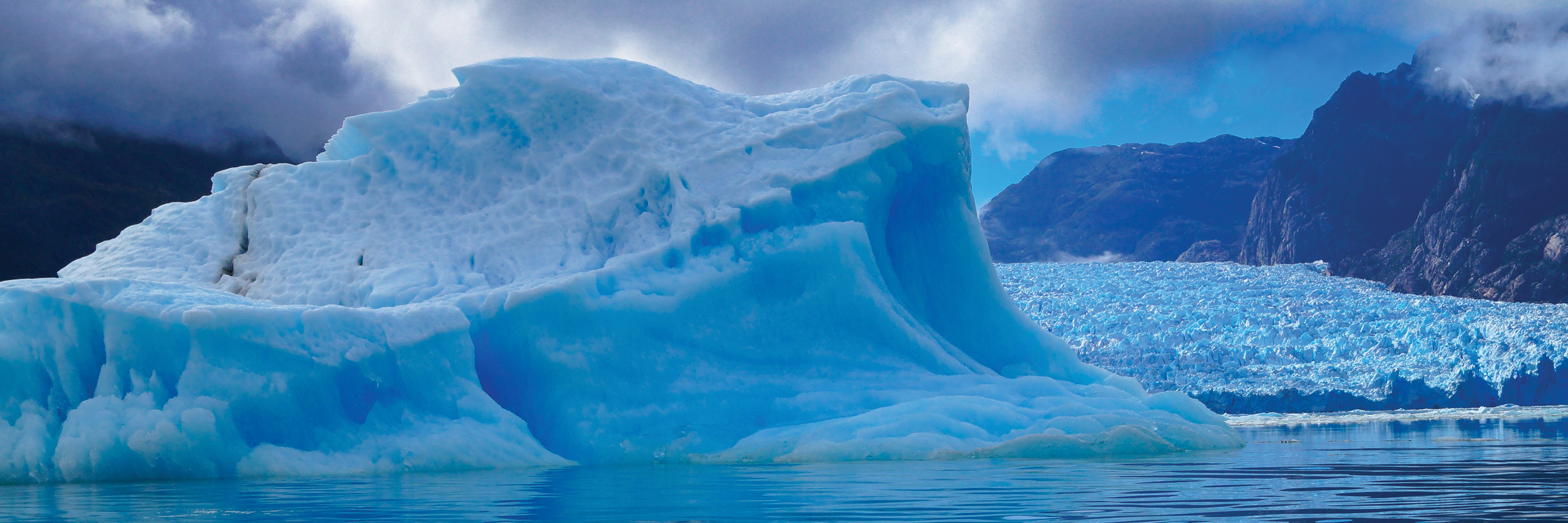 Patagonia Cruises - Cosmos® Chile