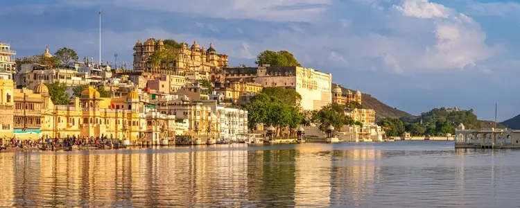 Timeless India: Tigers & Traditions with Mumbai, Udaipur & Kathmandu
