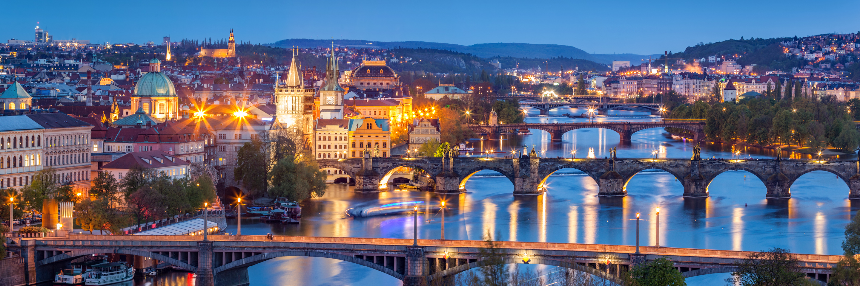 Danube Dreams for Photography Enthusiasts with 2 Nights in Prague (Eastbound)