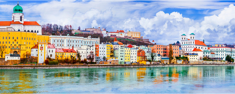 Festive Season on the Blue Danube Discovery 